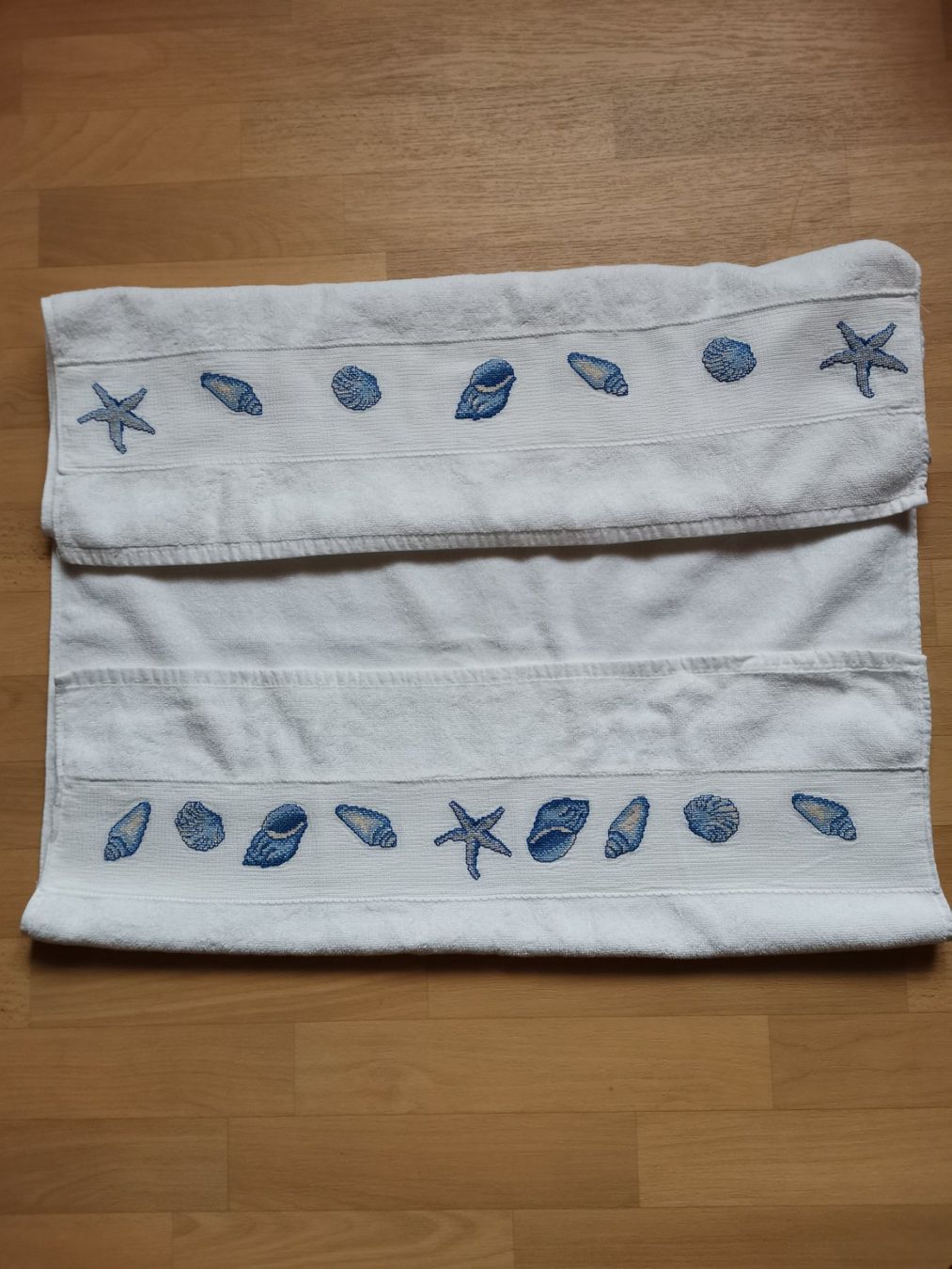 Docce: Serviette de douche brodée – Nuovo e nell'imballaggio originale da Cournillens venduto da masoeur 1