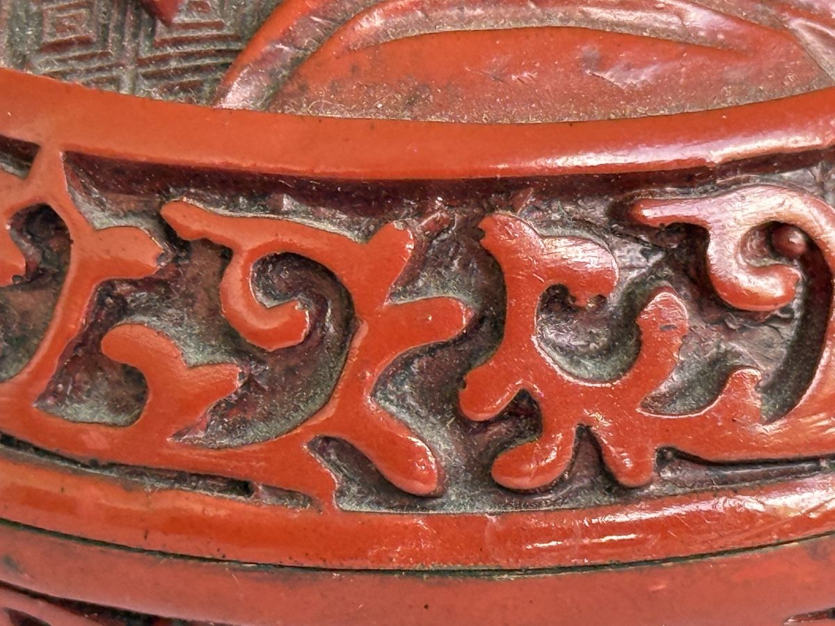 Tutte le decorazioni: Antike chinesische Schnitzlack Dose – Usato da Zürich venduto da Geniuss 1