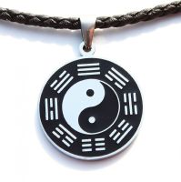 Anhänger - Yin Yang mit Trigrammen