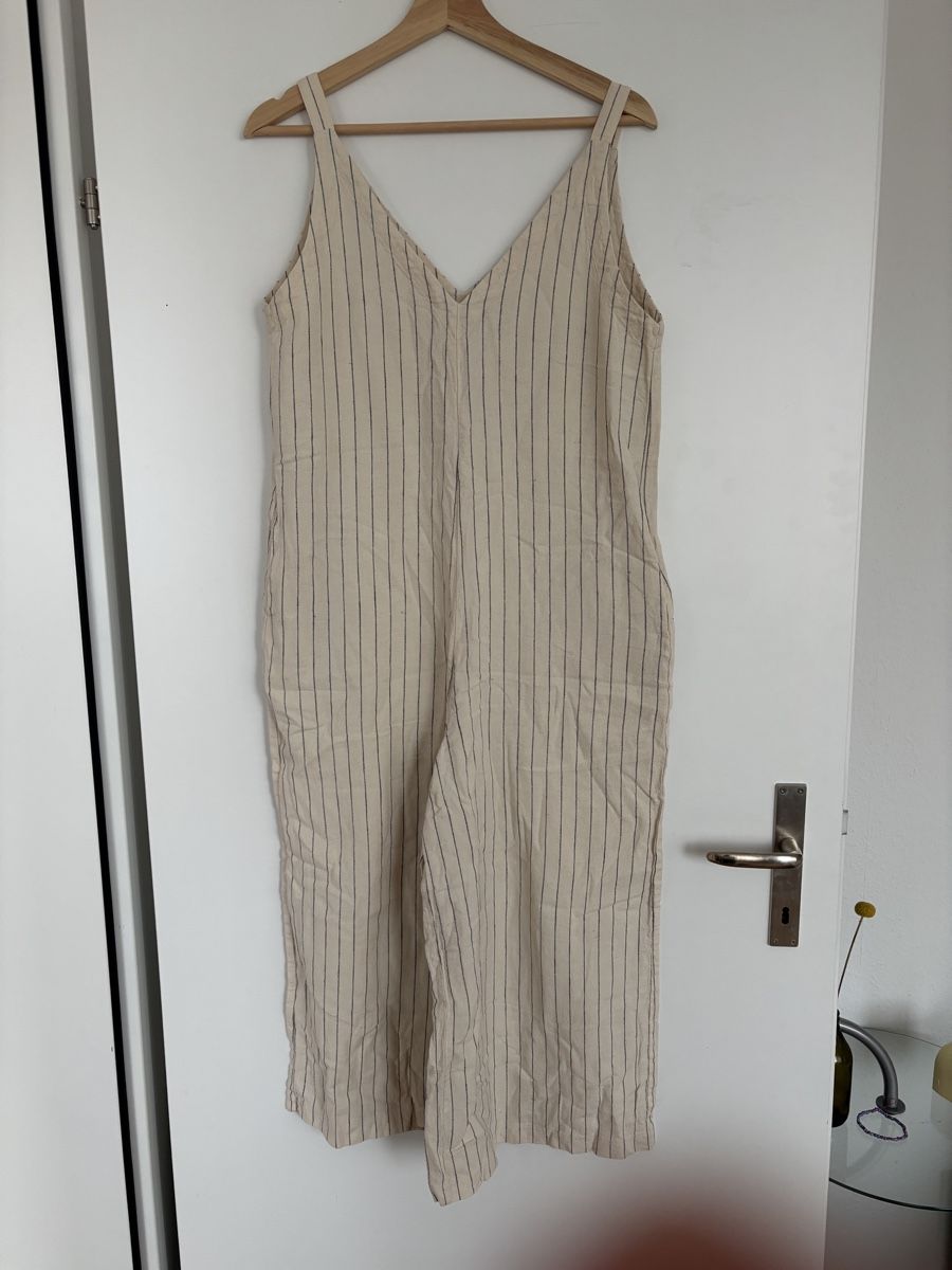Tute: Uniqlo Linen Jumpsuit – Usato da Zürich venduto da olgiolgi 1