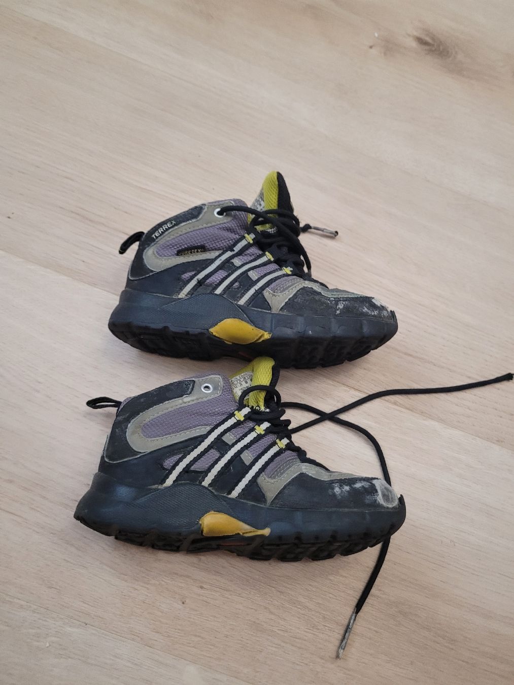 Scarpe per ragazzi: Wanderschuh Hr. 26 – Usato da Lupsingen venduto da sta_wgg5 3