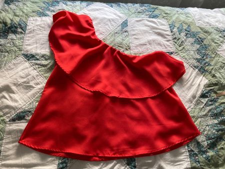 Tiffosi asymmetrische One-Shoulder-Bluse mit Voulant S NEU
