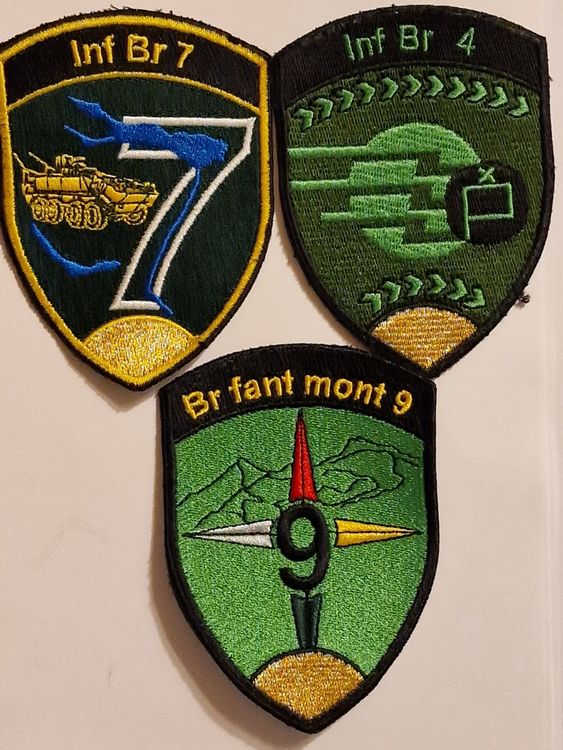 Infanterie Badge Trio brigade Stab Gold (Gebraucht) in Nyon für CHF 15 ...