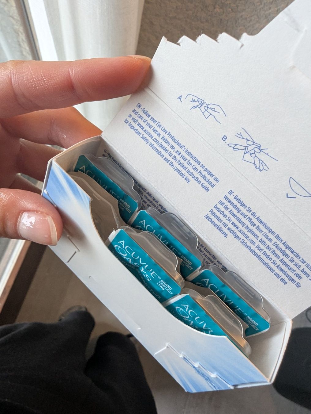 Acuvue Lenti a contatto: Acuvue Kontaktlinsen +3.25 – Usato da Ostermundigen venduto da CelineF. 2