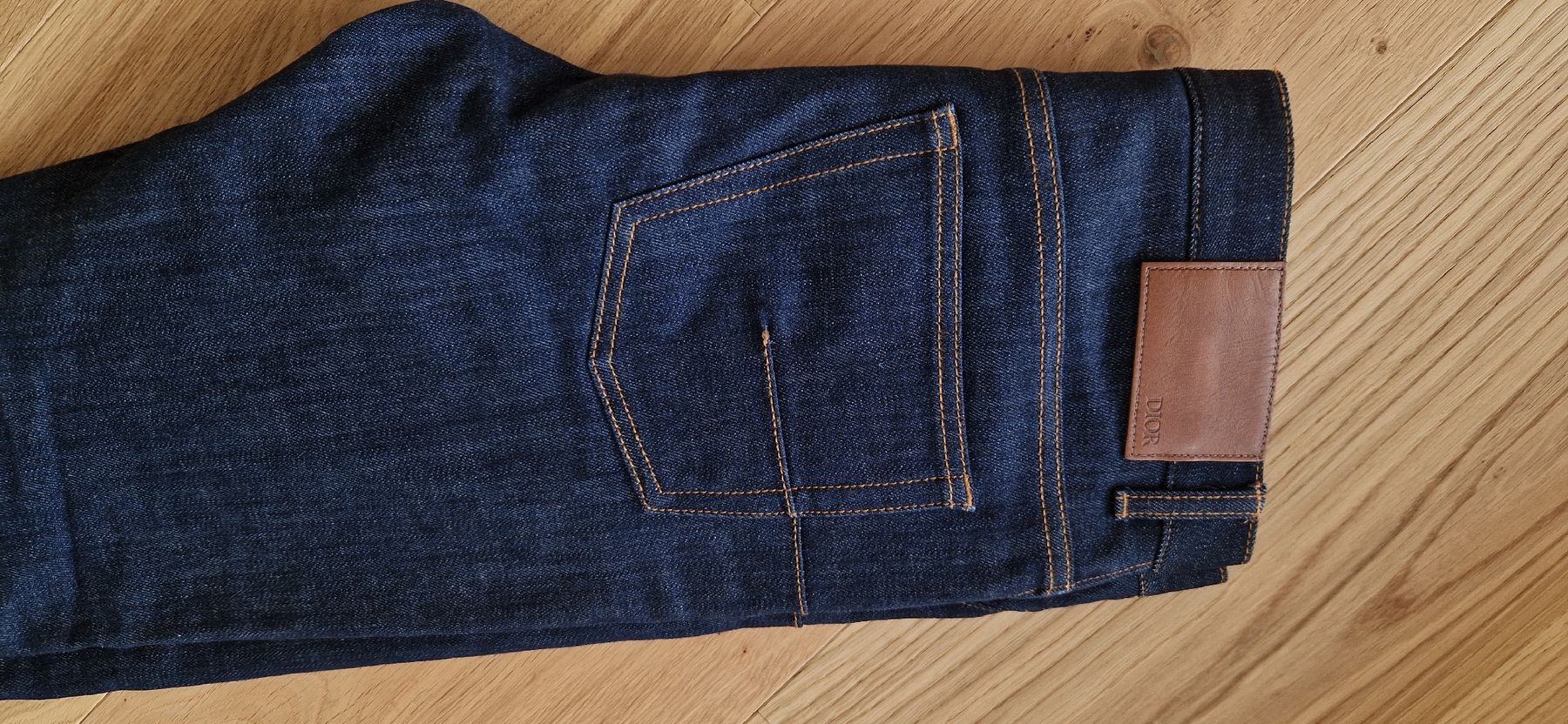Dior Jeans: Jeans Dior – Nuovo (secondo la descrizione) da Lausanne venduto da juliusca 5
