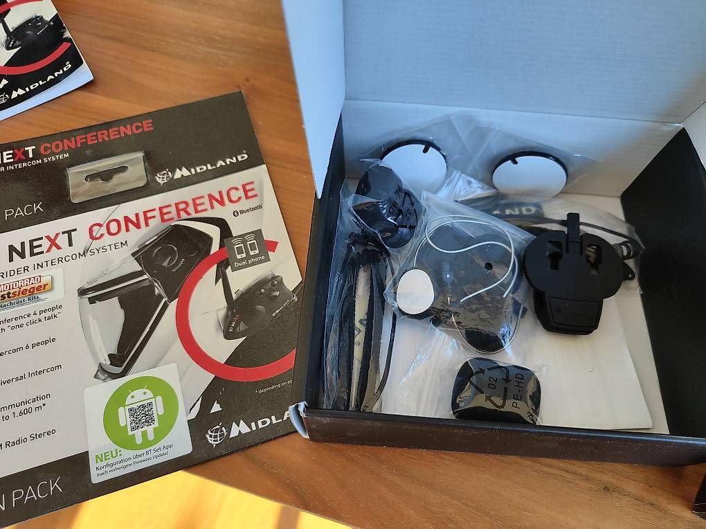 Caschi & visiere: Helmfunk: Rider Intercom System ohne/mit 2 Helme – Usato da Ennetmoos venduto da Dan-theMan 2