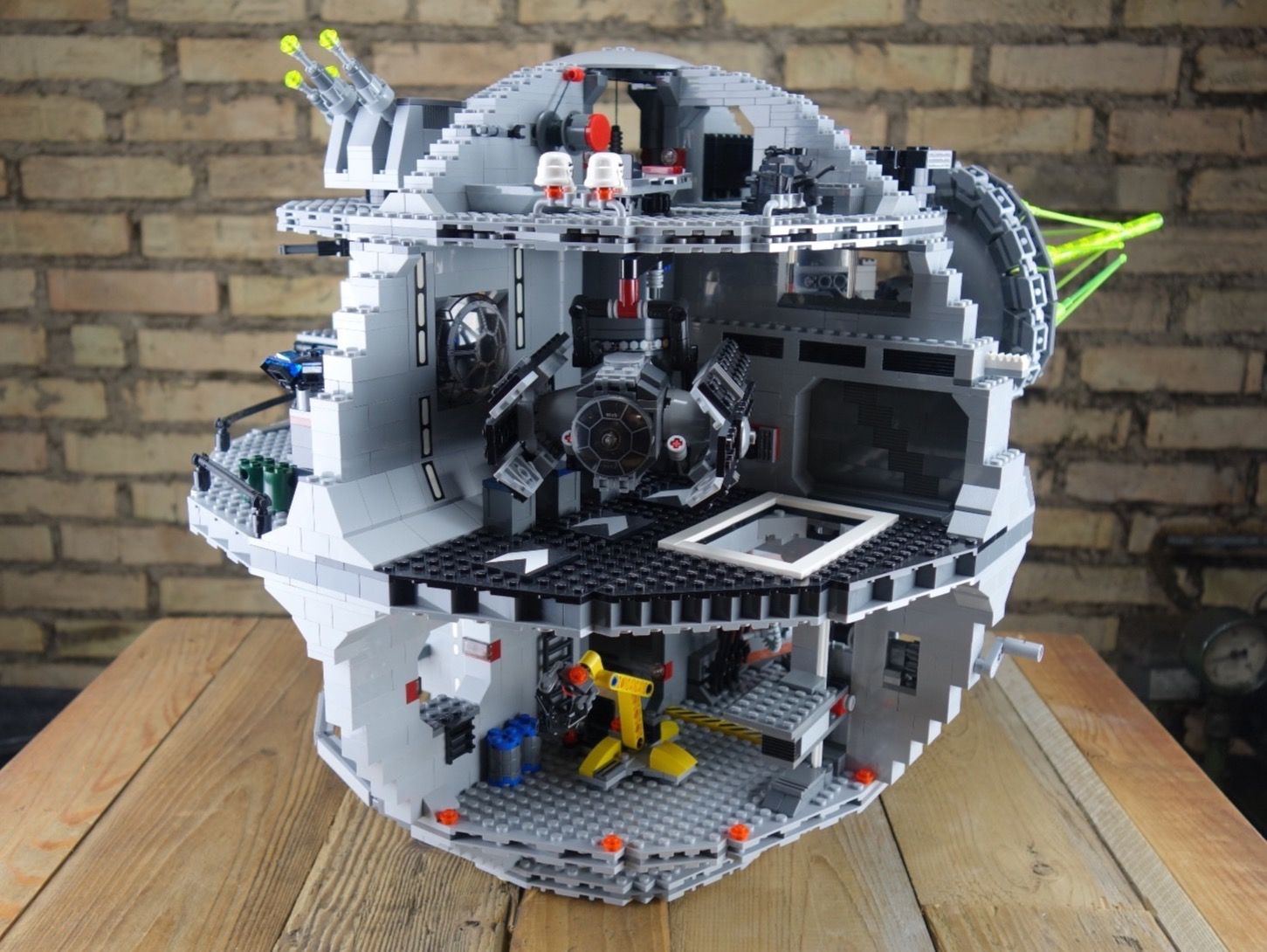 Lego Baukästen: LEGO 10188 Star Wars Death Star – Gebraucht aus Bäretswil von  2
