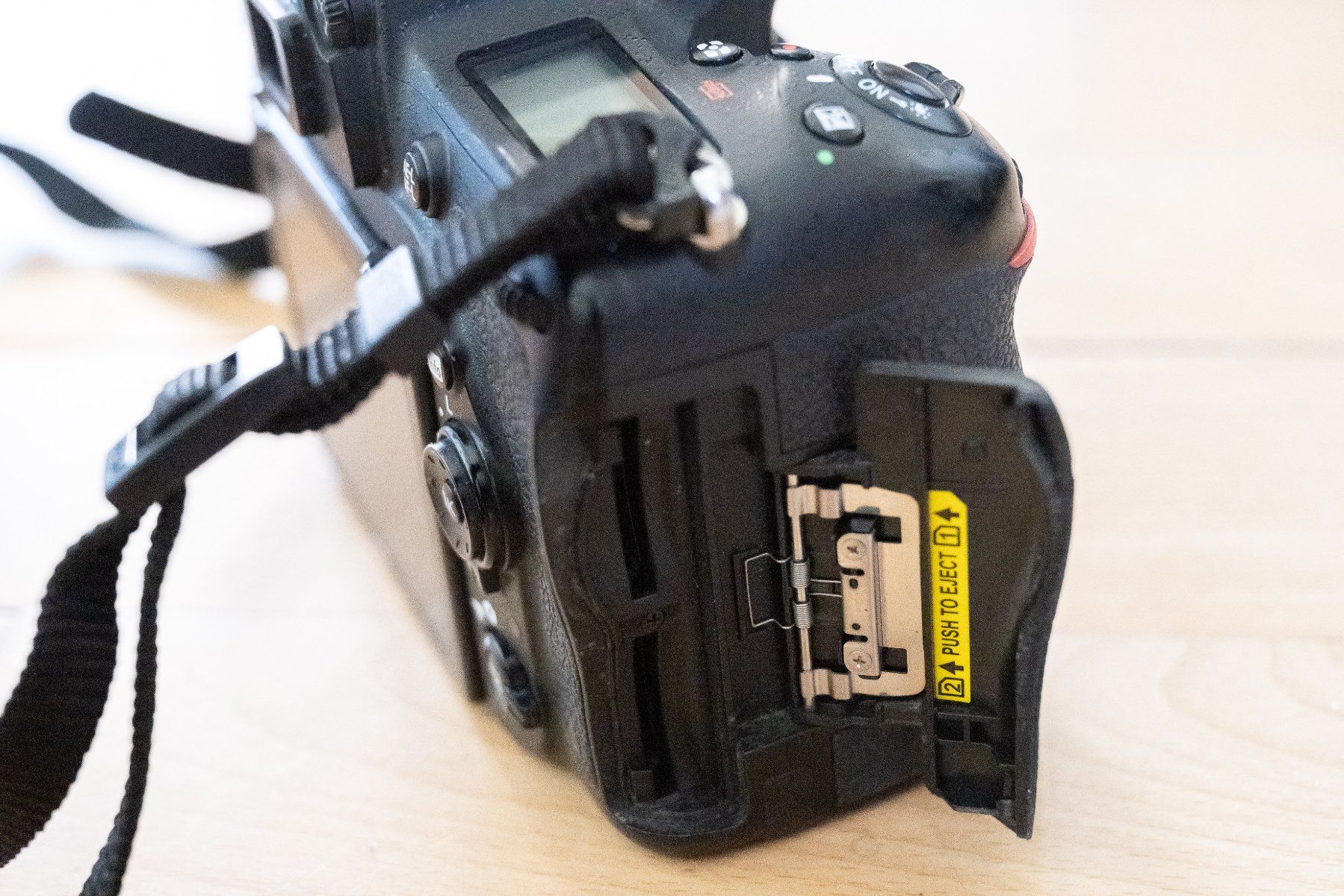 Nikon Appareil photo: Nikon D750 Body – D'occasion à Biel/Bienne par alaska_we 3
