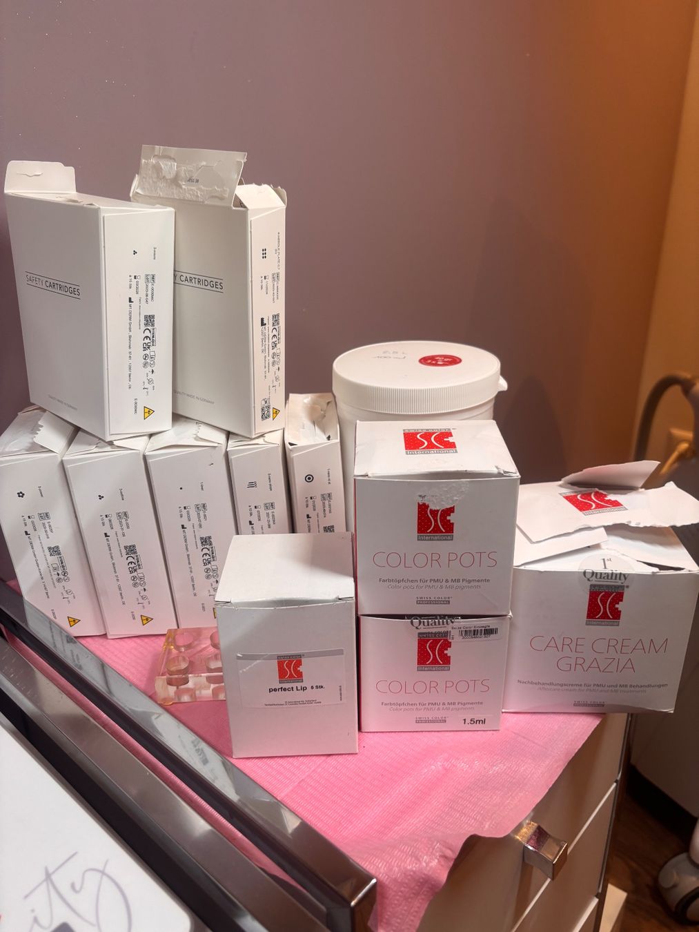 Cura del viso: Swiss liner Infinity Permanent Make-up Gerät – Usato da Brugg AG venduto da Burissa 3