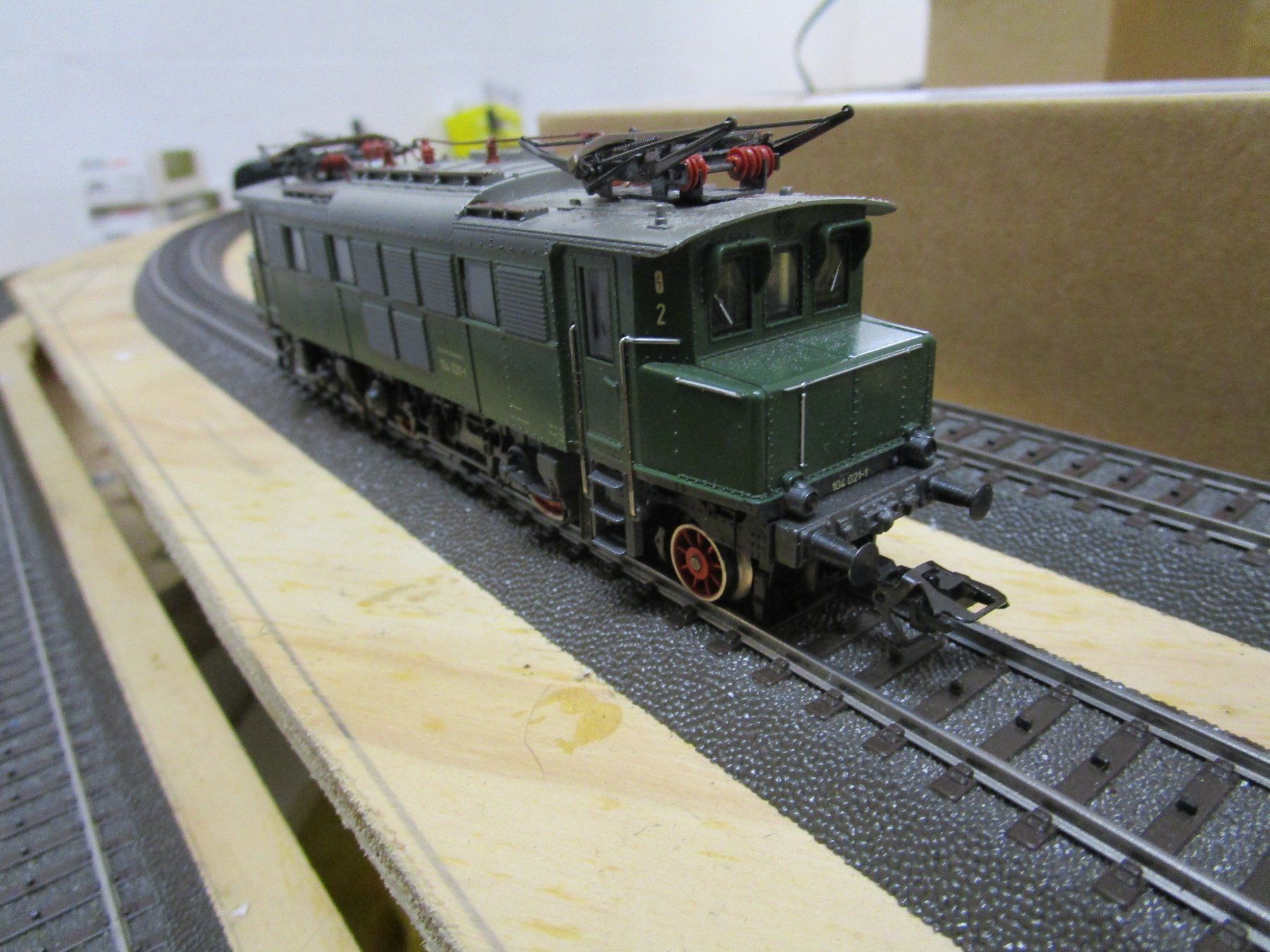 Märklin Modellini di ferrovie: Märklin 4039 DB BR 104 – Usato da Effretikon venduto da dts_yd7x 2