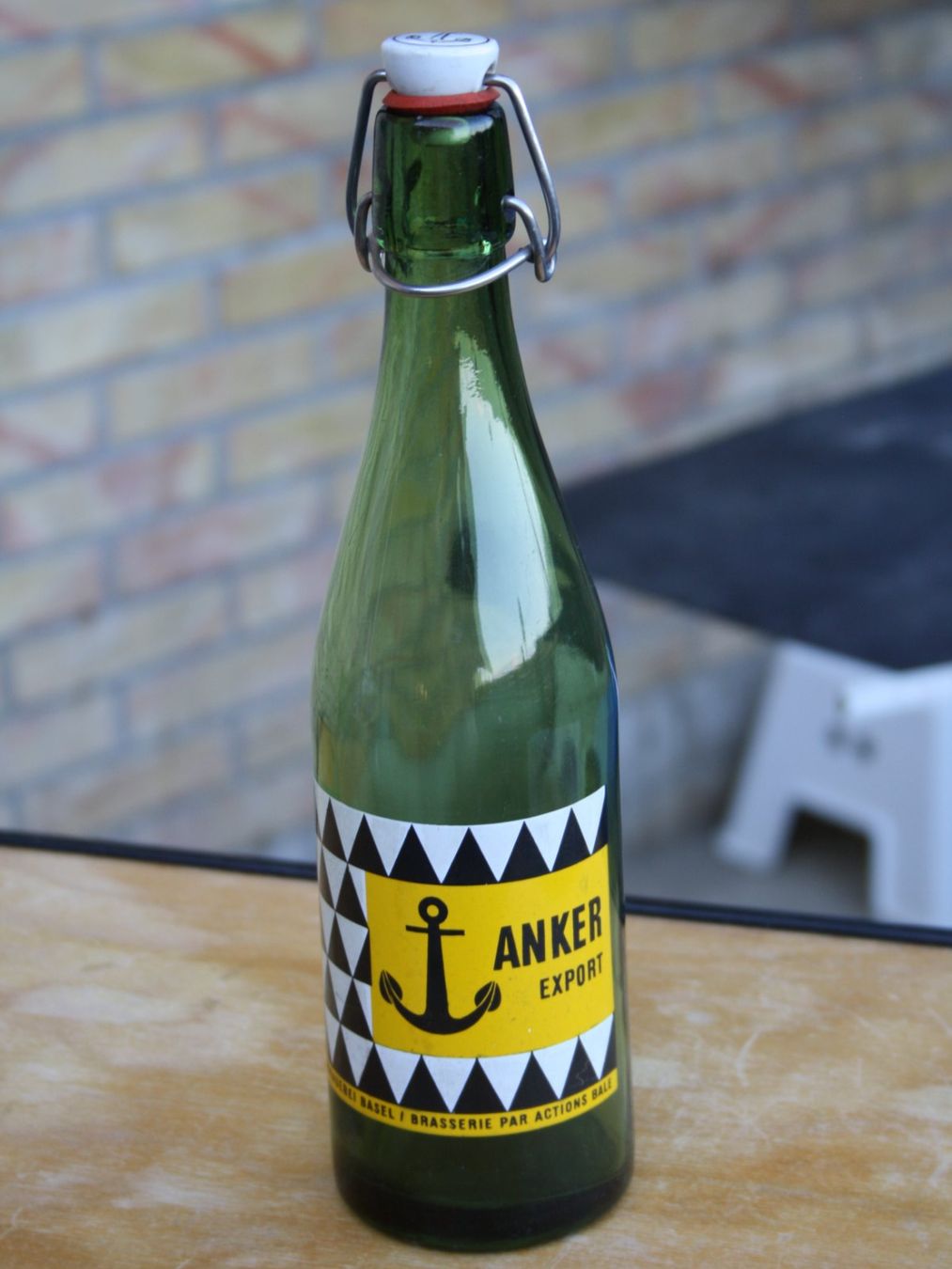 Bicchieri, Caraffe & Bottiglie: ANKER EXPORT ALTE BIERFLASCHE BÜGELFLASCHE BASEL – Usato da Wauwil venduto da Pneuedy