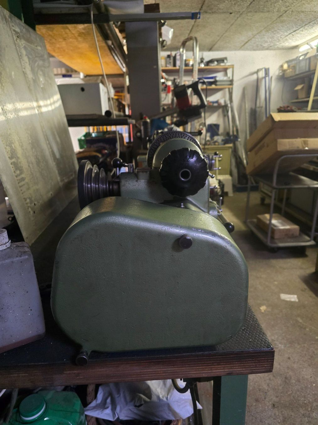 Schaublin Tutte le macchine: Tour Schaublin 102 avec vis mère – Usato da La Chaux-de-Fonds venduto da v.vaucher 4