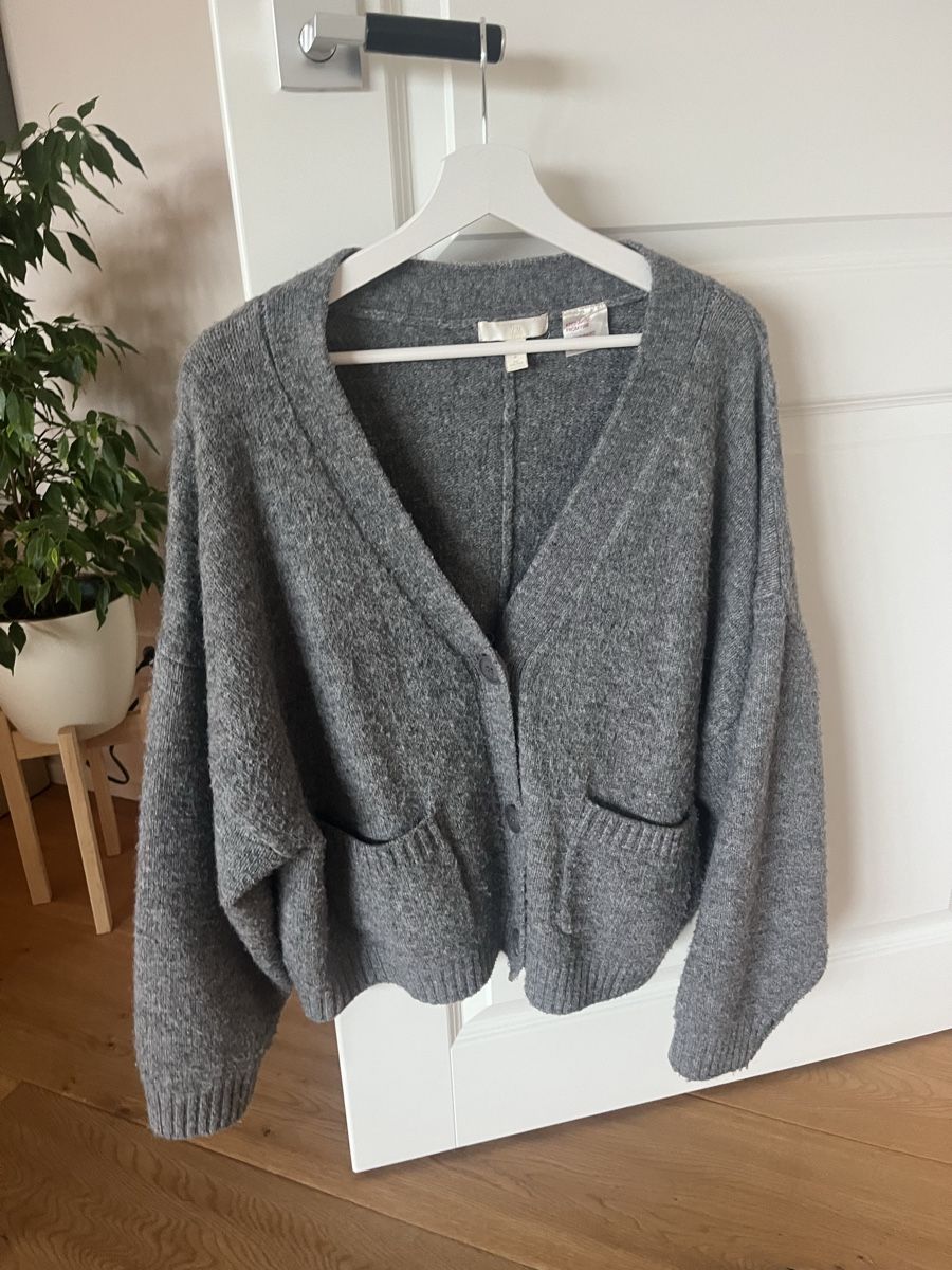 H&M Giacche: H&M Strickjacke, Grau, Grösse M – Usato da Riehen venduto da SalomeTramer