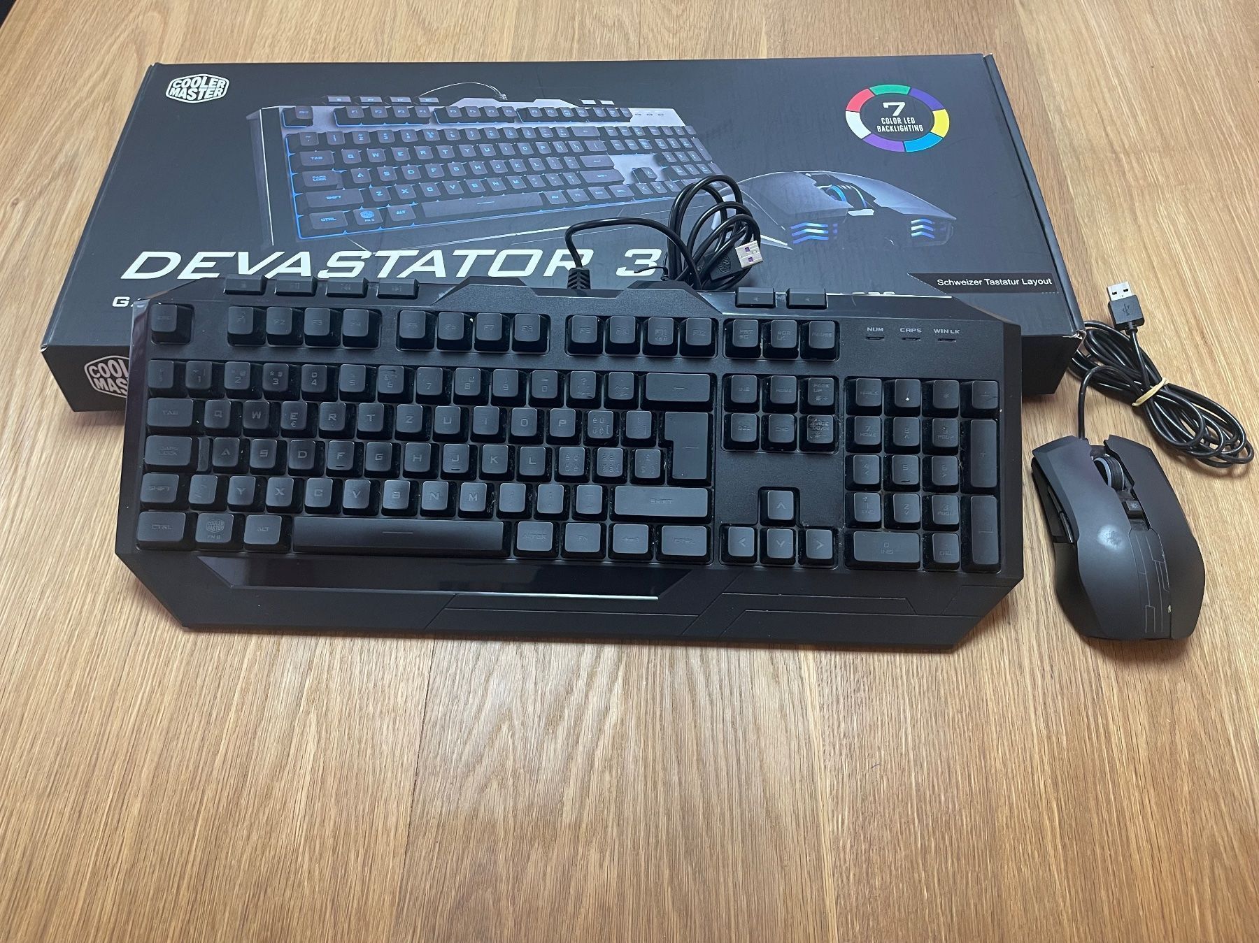 Tastiere: Gaming Tastatur Devastator 3 mit Farben – Usato da Wil SG venduto da WauWauBoutique