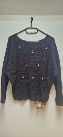 Schöner TODAY Pullover, Gr. S/M, Schwarz mit Perlen