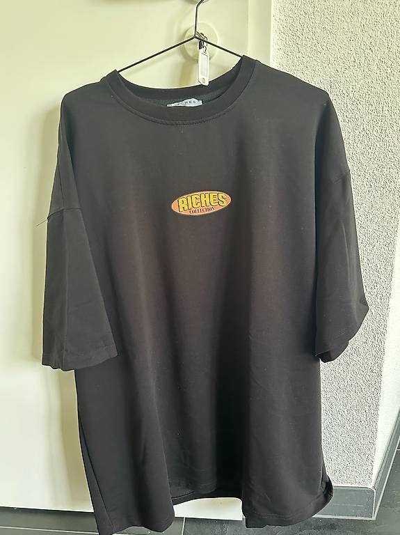 T-Shirts: Riches Paris T-Shirt schwarz – Gebraucht aus Schaffhausen von nicola.wo