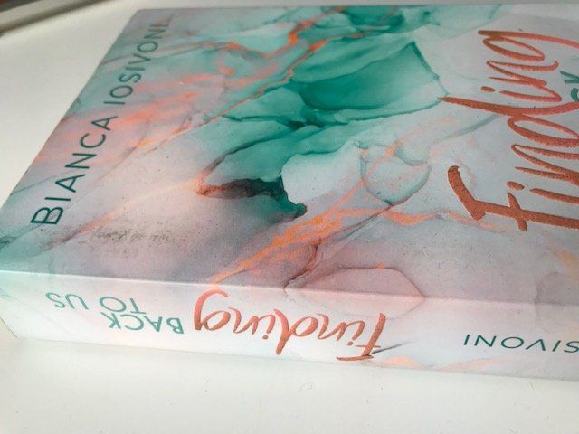 Libri: Finding back to us 1 von Bianca Iosivoni – Usato da Zürich venduto da popcorn67 1