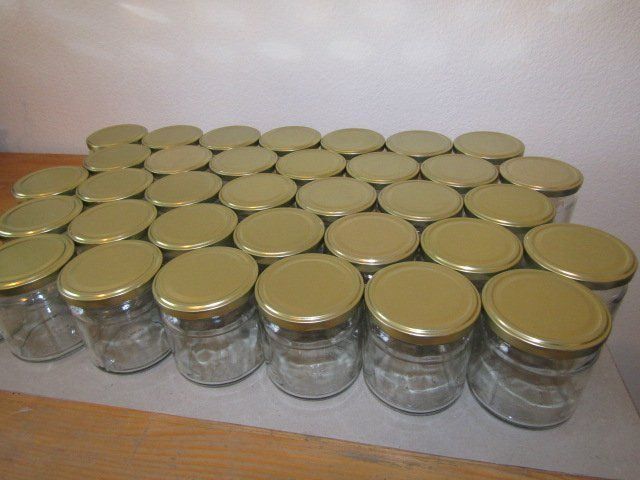 Behälter & Ähnliches: 36 Stück Einmachgläser, Honiggläser 500g – Gebraucht aus Turbenthal von Pinballfreak