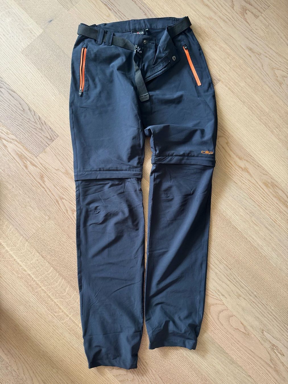 Pantaloni: Trekkinghose von CMP,  Grösse 176 – Usato da Belp venduto da Mundial