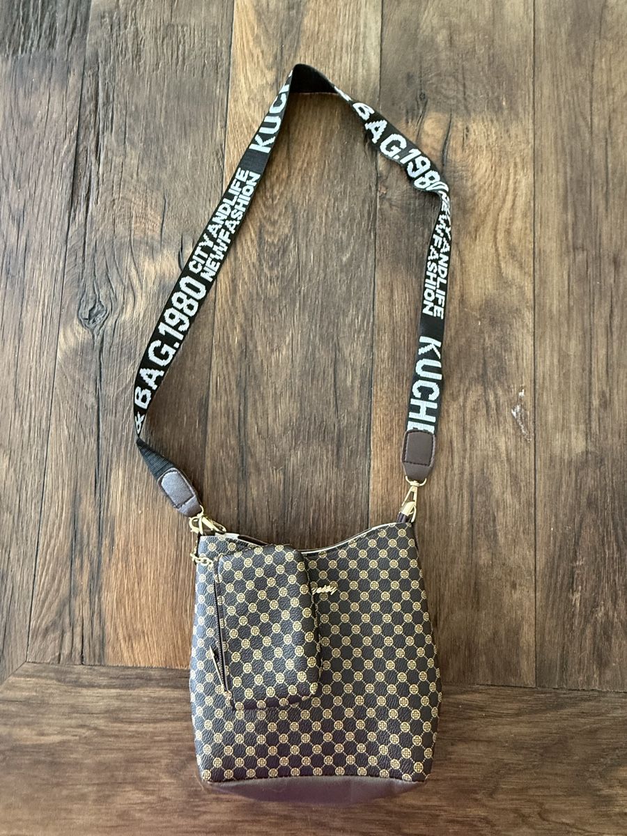 Sacs femmes: Kleine Handtasche  – Neuf (Voir description) à Pfeffikon LU par pepino17 1
