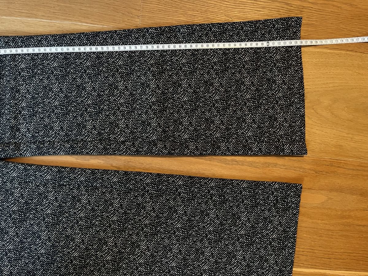 Hosen: Filippa K Stoffhose Gr. 34/36 bootcut schwarz/weiss – Gebraucht aus Wädenswil von Iana32 5