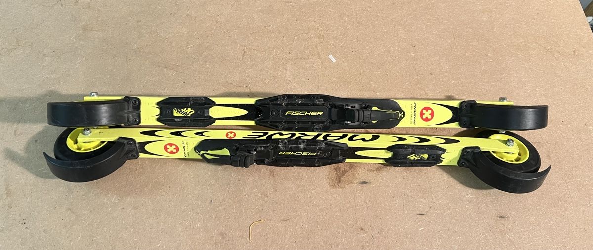 Sci: Marwe Rollski 610A Us0 mit Fischer Bindung – Usato da Zuoz venduto da Grialetsch22 1