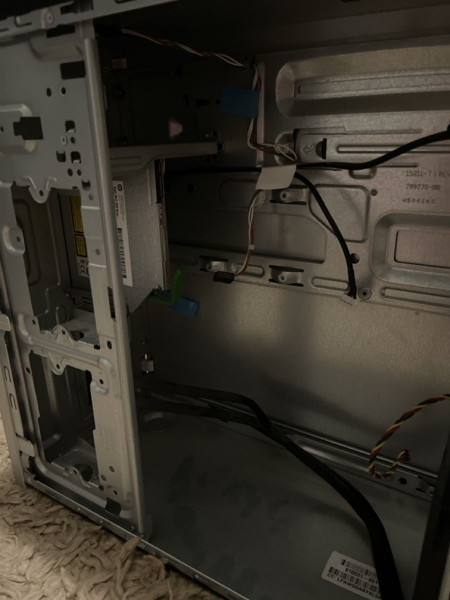 Hewlett Packard PC: HP Pavilion Tower Gehaeuse, ohne Komponenten – Usato da Unterkulm venduto da AnoliOccasion 2