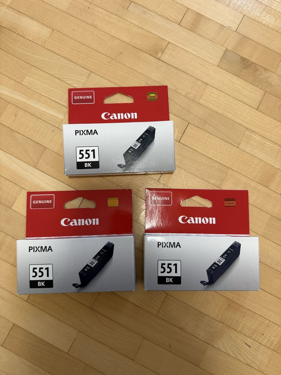 Canon Cartucce per stampanti & toner: 3x Canon 551 BK ab CHF 1. – Nuovo e nell'imballaggio originale da Scherzingen venduto da polini42
