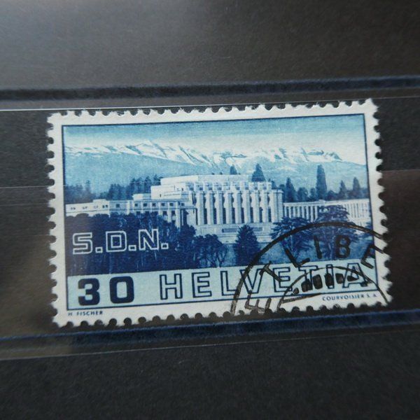Alle Briefmarken: CH212 - Bâtiments SDN 212.2.04 obl. – Gebraucht aus Trélex von Phil_Albert