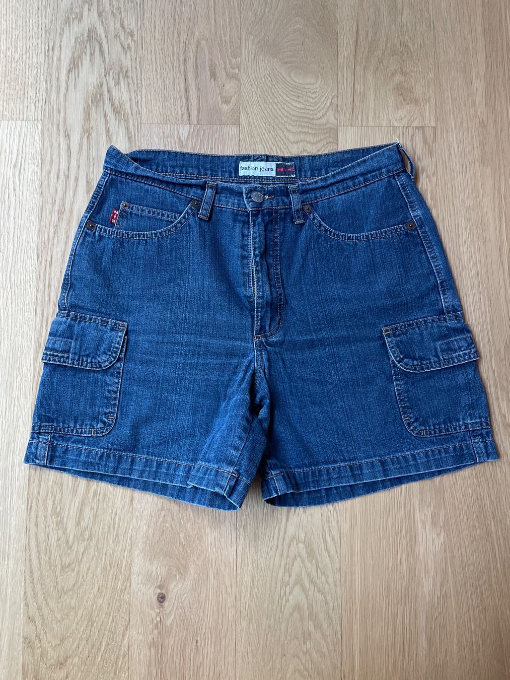 Jeans: Vintage Jeans kurz – Gebraucht aus Zürich von man_yb8d