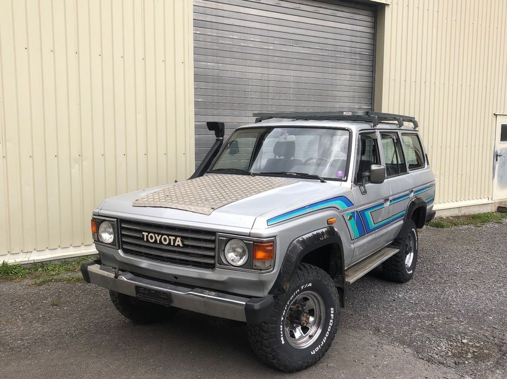 Toyota Land Cruiser HJ60