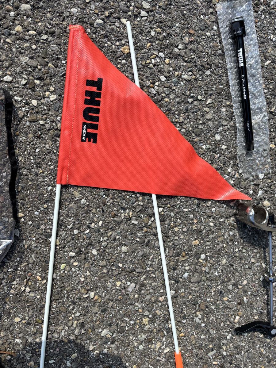 Thule Rimorchi: Thule Chariot Cross 1 – Usato da Safenwil venduto da sabikie 7