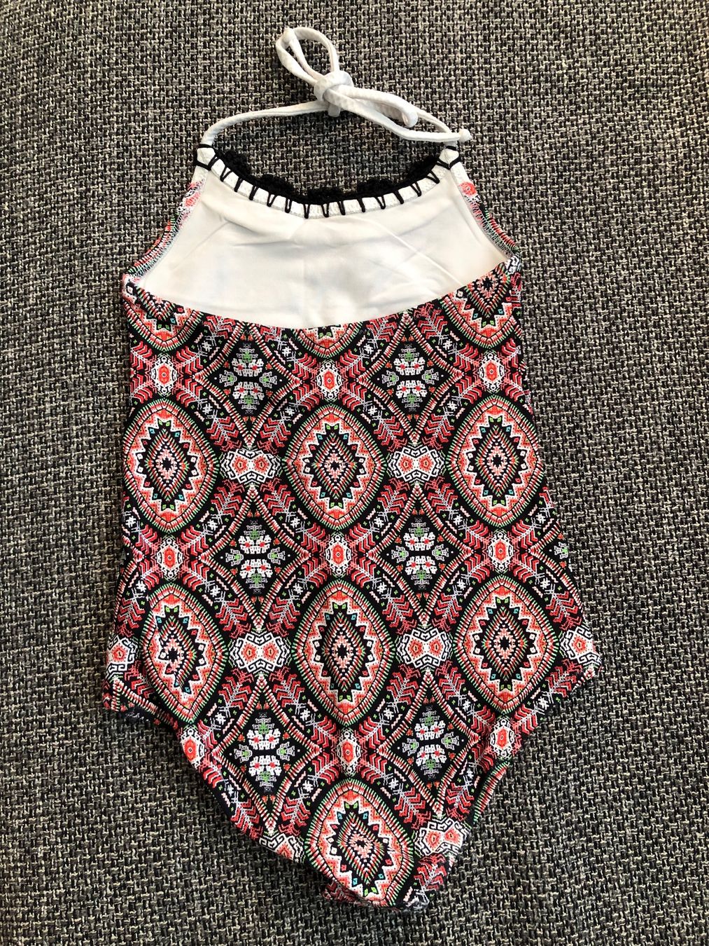 Costumi da bagno & Bikini: Badekleid mit Perlen, Gr. 122 – Nuovo (secondo la descrizione) da Langnau am Albis venduto da snla_scc9 1
