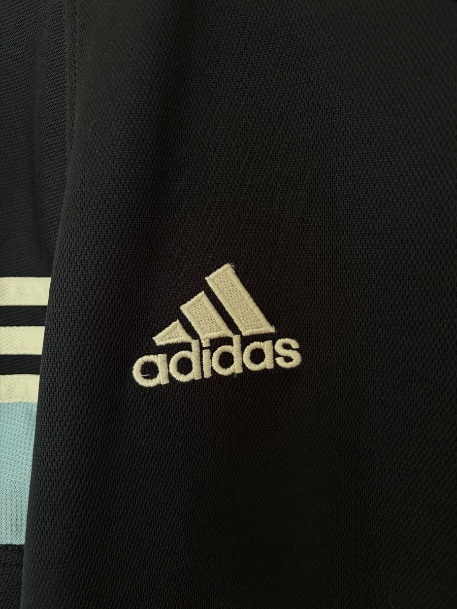 Real Madrid Canottiere & Pantaloni: Real Madrid 2003 Training Shirt – Usato da Zürich venduto da valentin.abend 3