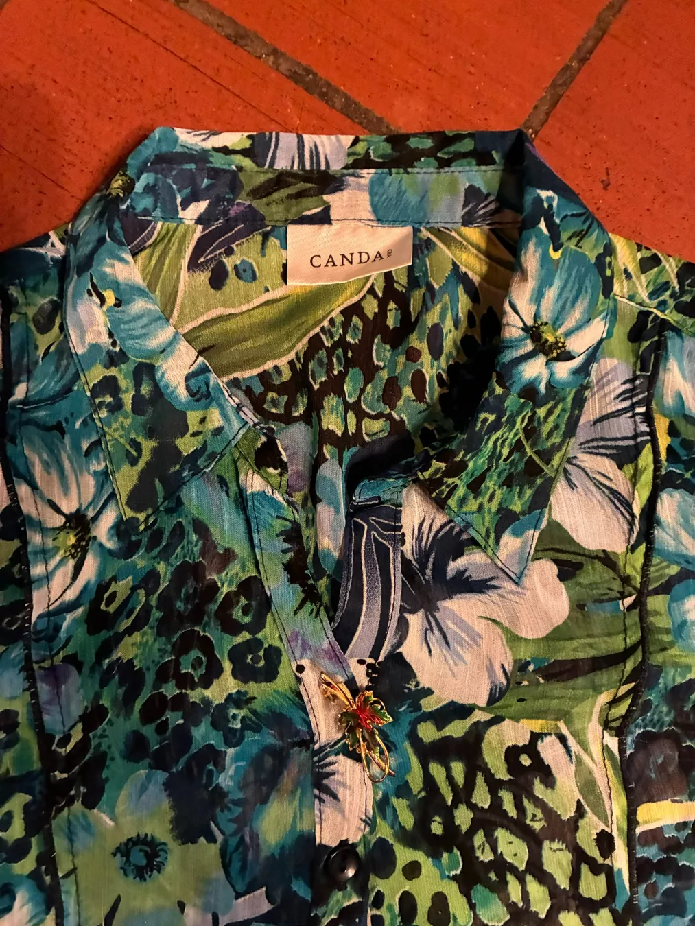 Blusen: Damenbluse mit Blumenmuster – Gebraucht aus Villa Luganese von Stefor_7 1