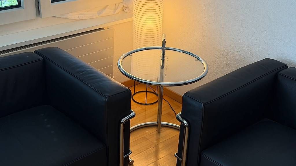 Sessel: Cassina LC3 Sessel & Sofa + ClassiCon Table – Gebraucht aus Zug von tho_b78v 2