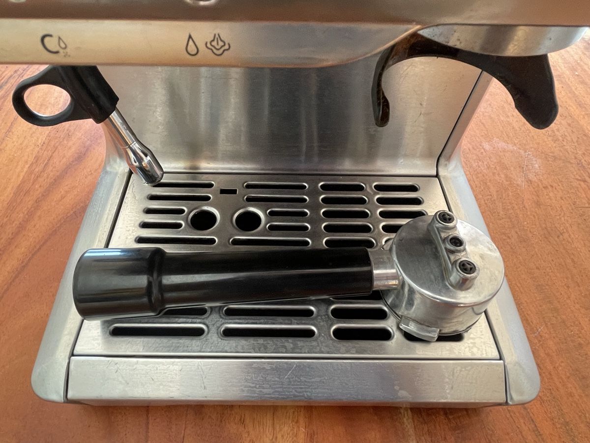 Solis Kaffeemaschinen & Espressomaschinen: Kafeemaschine Solis Grind & Infuse 1018 mit Milchschäumer – Gebraucht aus Rumlikon von SR_Records 2