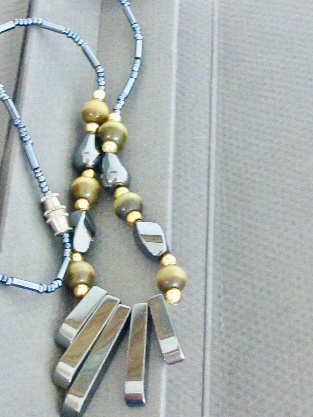 Catenine: COLLIER EN PIERRE MALACHITE  NEUF – Nuovo (secondo la descrizione) da Murten venduto da Selliot 2
