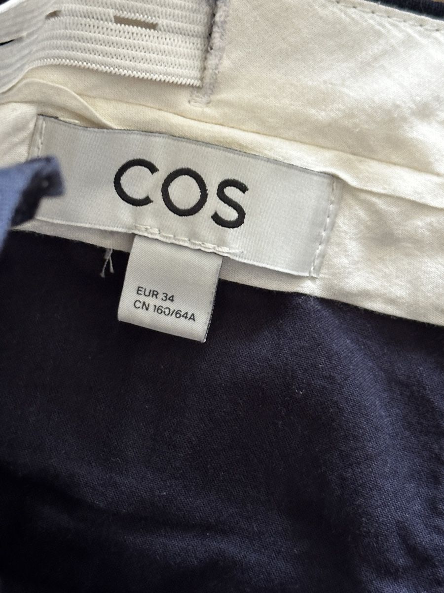 Cos Pantaloni: COS Culotte Hose Dunkelblau Gr. 34  – Usato da Bern venduto da Tana31 4