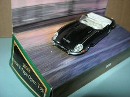 Jaguar E Type  * Corgi 1:43
