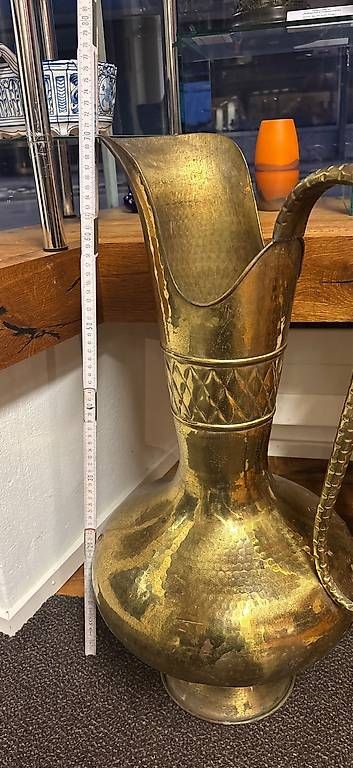 Schalen: Großes elegantes Metallgefäß mit Henkel  – Gebraucht aus Andermatt von Diadiusdiana 1