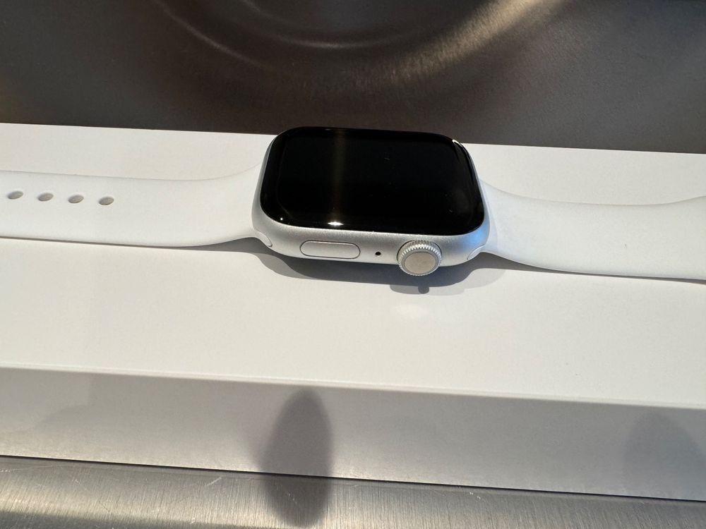 Apple Watch Series 8, Silver Alu Case, 45mm (mit Garantie) | Kaufen auf ...