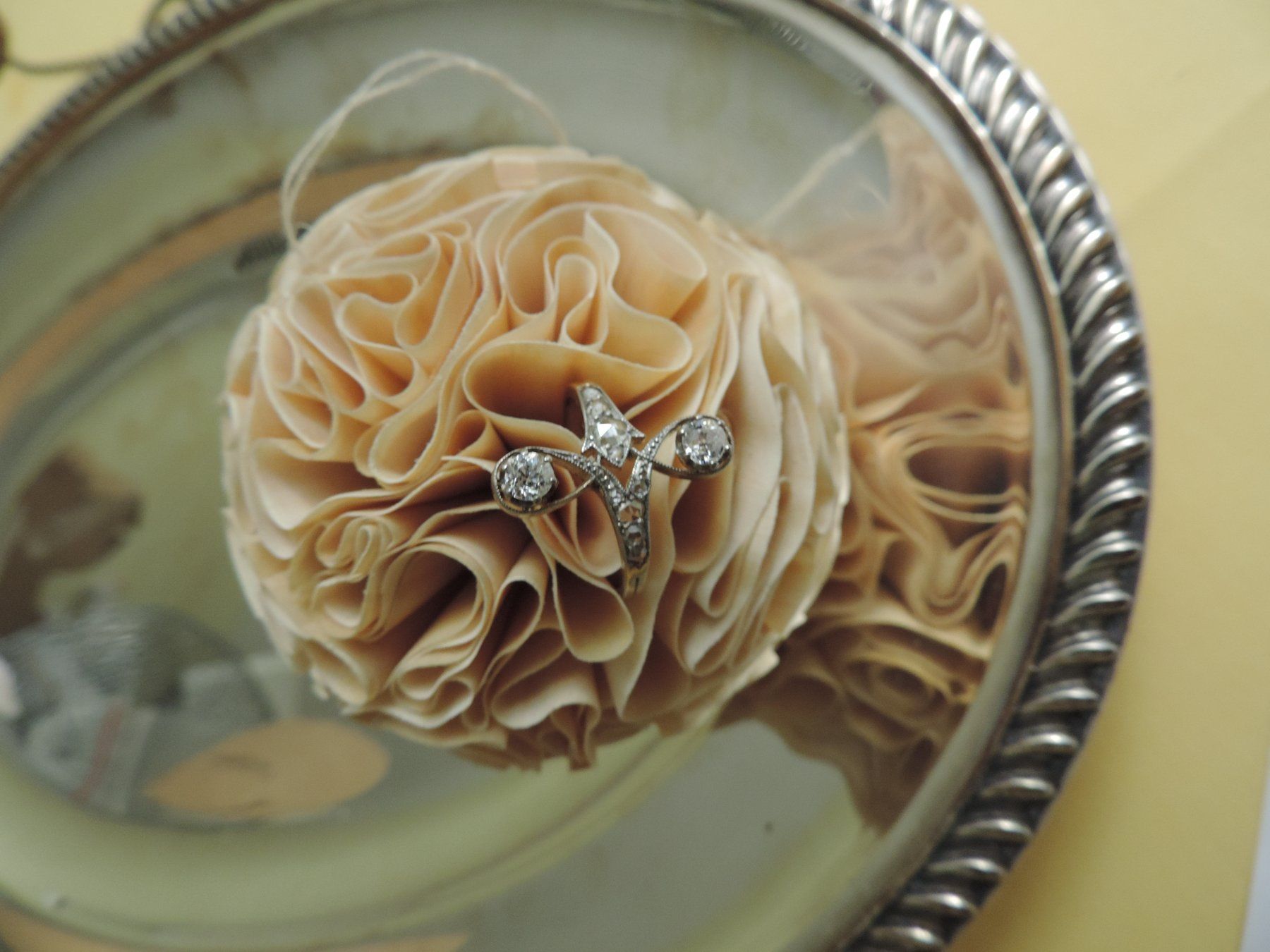 Bagues: Ring mit Diamantrosen – D'occasion à Menziken par Feh 2