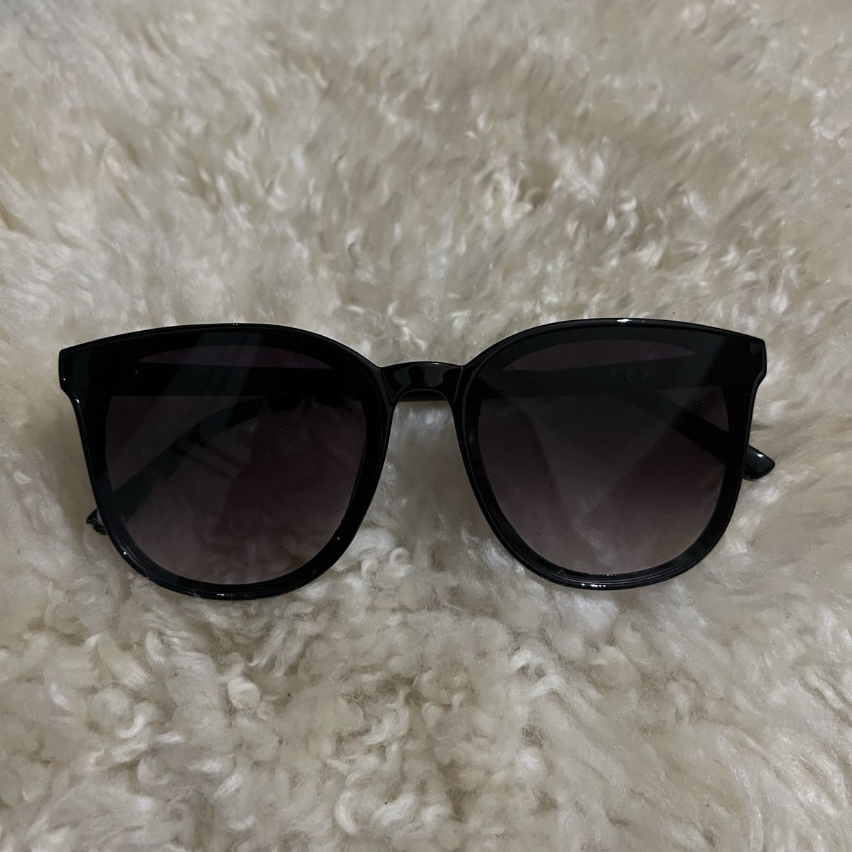 H&M Occhiali & Lenti: Sonnenbrille Damen – Nuovo (secondo la descrizione) da Chur venduto da noe_mh8b