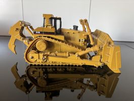 CATERPILLAR  MANQUE PIÈCES VOIR PHOTOS