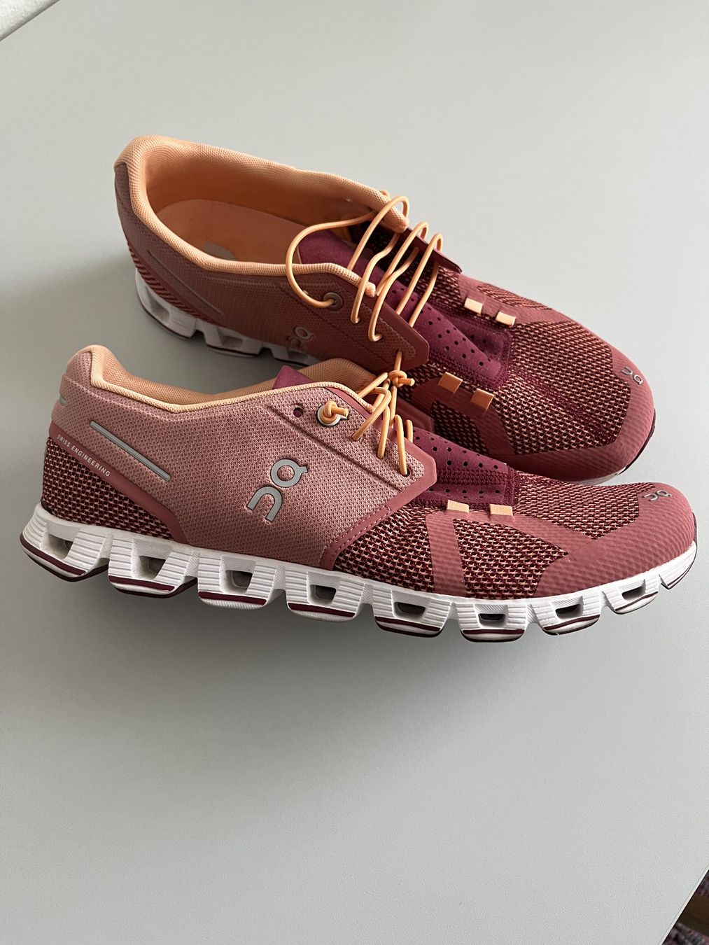 On Damenschuhe: Schuhe – Gebraucht aus Pfäffikon ZH von These57 1
