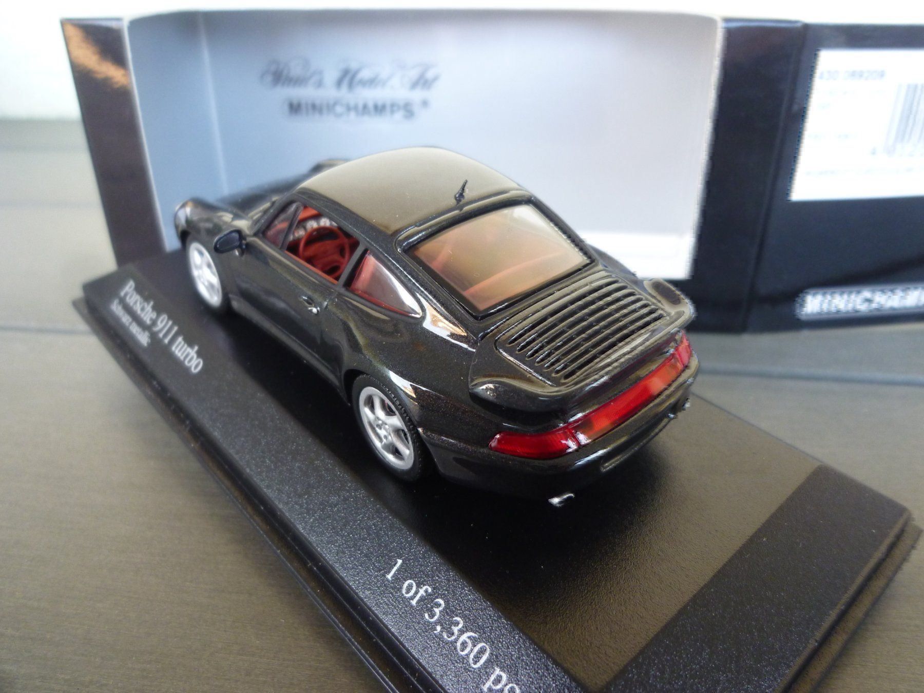 Minichamps Modellini d'auto: Porsche 911 Turbo (1995) – Nuovo e nell'imballaggio originale da Flawil venduto da Imperiosud 2