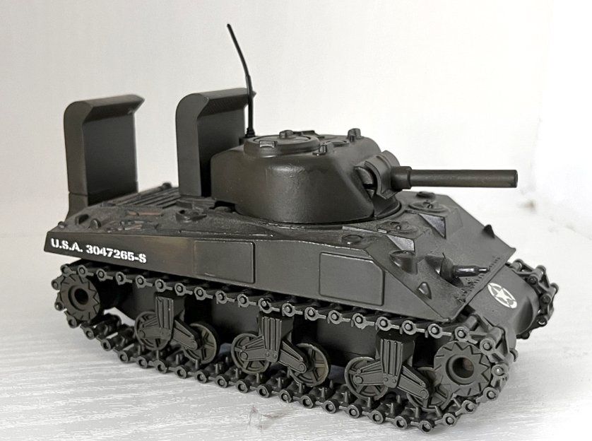 Solido Sherman M4A3 Bulldozer – Miniature Militaire Occasion – Bon état