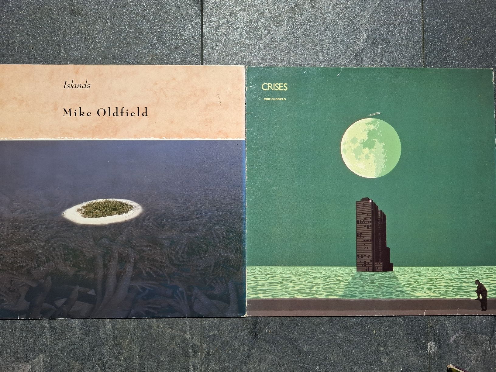 Vinyles: Mike Oldfield 2 vinyles Islands Crises – D'occasion à Chernex par delfafine