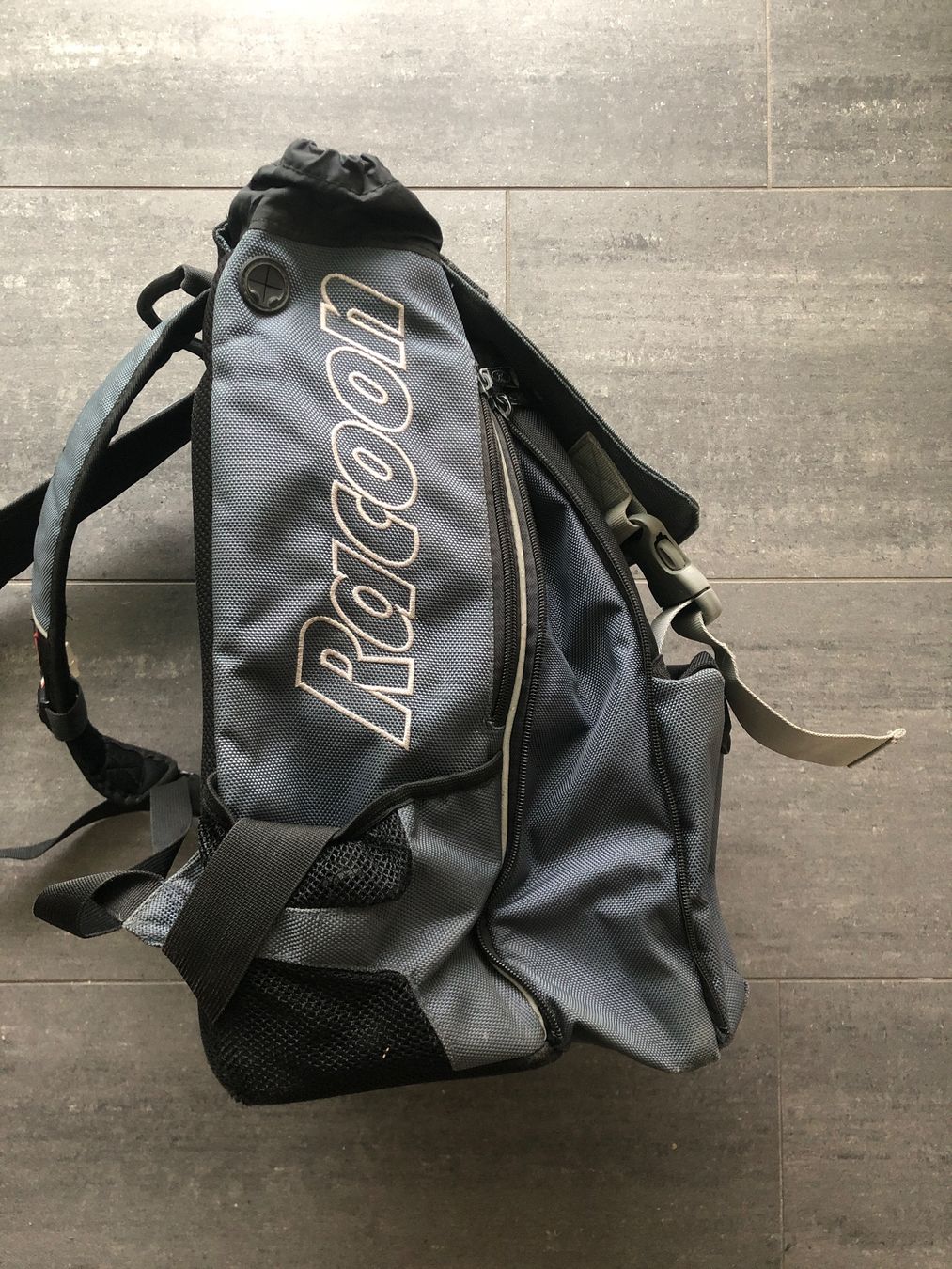 Racoon Zaini: Racoon Schultasche – Usato da Dallenwil venduto da pir_rxd6 2